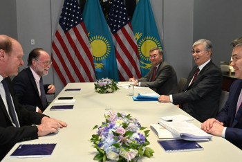 Фотография к новости: Глава государства встретился с председателем Grupo Los Grobo