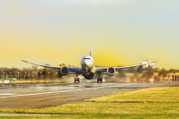 Фотография к новости: Аэропорт Астаны планирует строительство второй взлётно-посадочной полосы