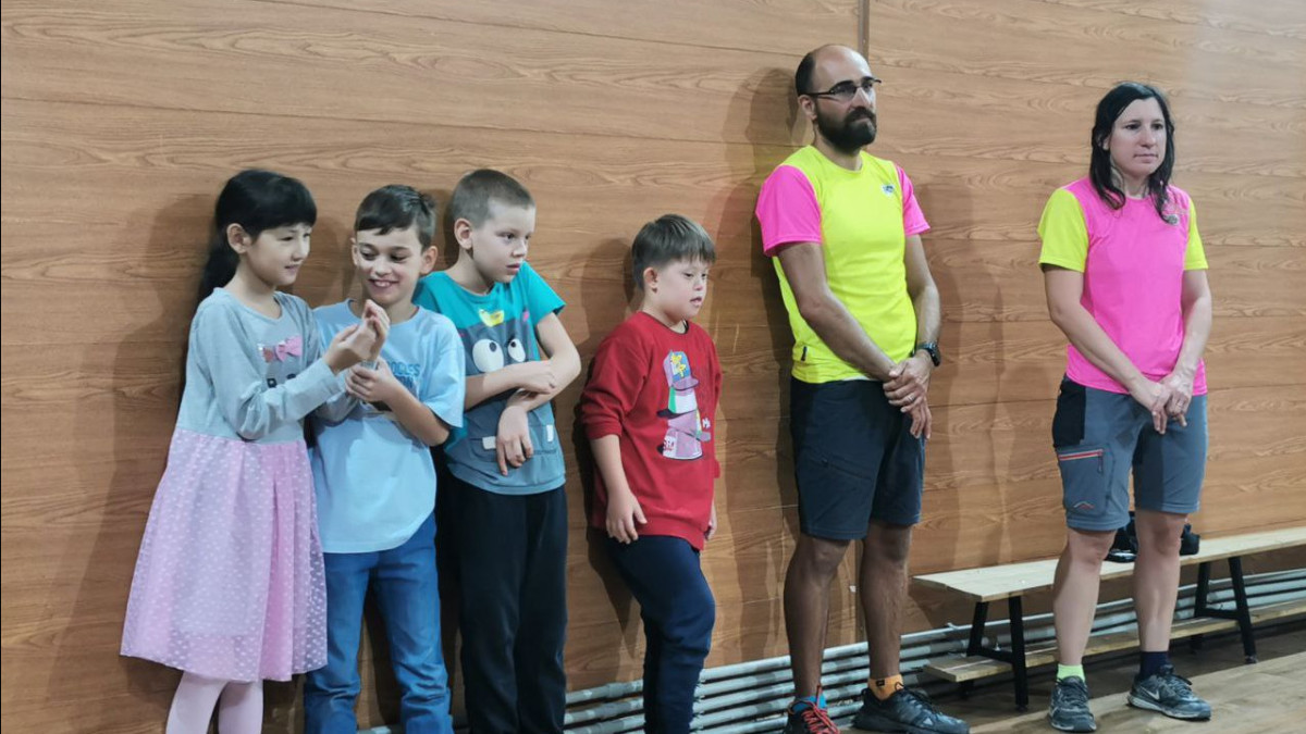 Велопутешественники из Франции приехали в Алматы, чтобы поддержать "солнечных" детей