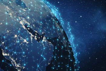 Фотография к новости: Илон Маск запустил интернет-сеть Starlink в Иране