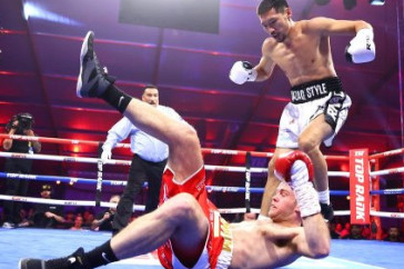 Фотография к новости: Удар Жанибека Алимханулы может стать лучшим нокаутом 2022 года