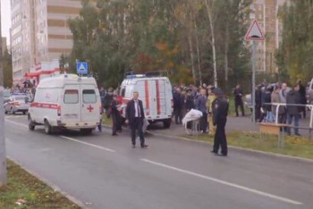 Фотография к новости: Выросло число детей, погибших при стрельбе в школе Ижевска