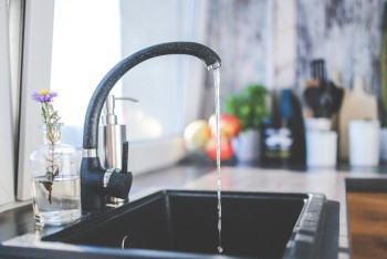 Фотография к новости: Низкие тарифы на воду в Казахстане приводят к её перерасходу - аналитики