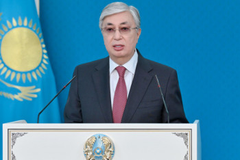 Фотография к новости: Токаев высказался о притоке россиян в Казахстан