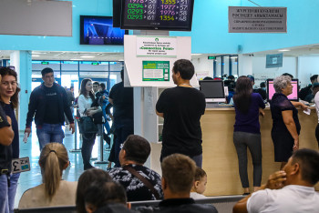 Фотография к новости: Приезд россиян: в Правительстве для граждан сообщили, что ЦОНы работают в штатном режиме
