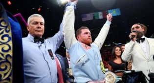 &quot;Свёл GGG на нет&quot;. WBC признал превосходство &quot;Канело&quot; над Головкиным