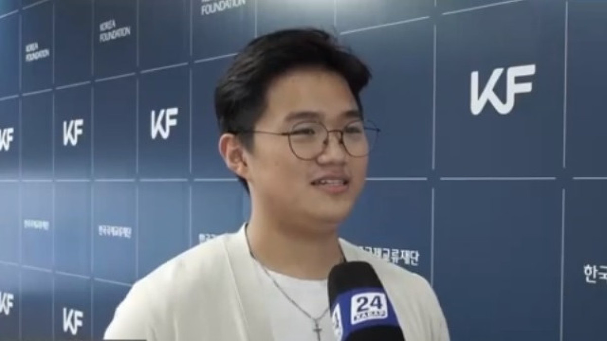 скриншот с видео