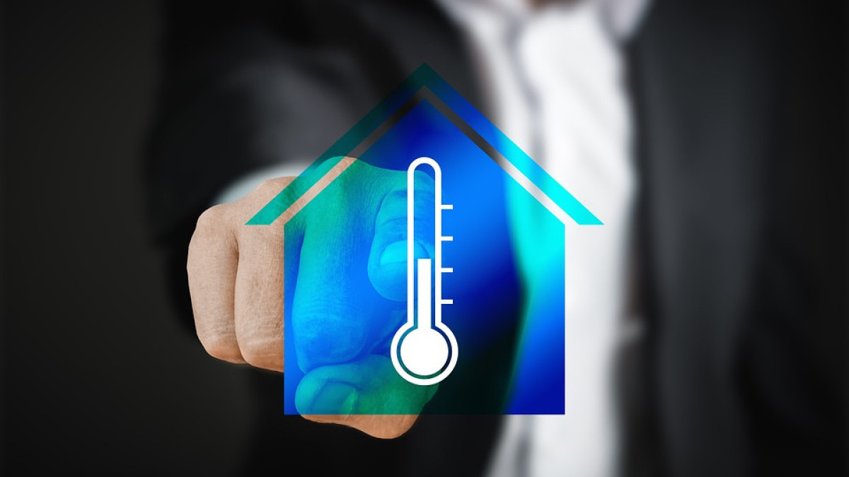 Жильё начали подключать к отоплению в Астане