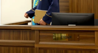 Проректору медвуза Астаны отказали в отсрочке наказания, несмотря на беременность