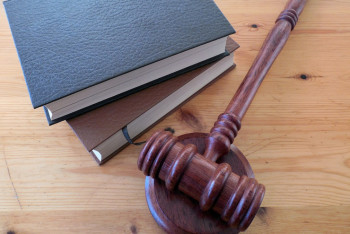 Фотография к новости: Астанчанин через суд требовал деньги за подарки у экс-возлюбленной