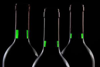 Фотография к новости: Склад алкогольной продукции с поддельными акцизными марками выявили в Костанайской области