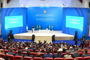 Фотография к новости: Президент пригрозил крупным промышленникам прекращением партнёрства с государством