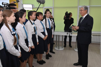 Фотография к новости: Какие идеи должны донести педагоги до казахстанских детей, рассказал Токаев