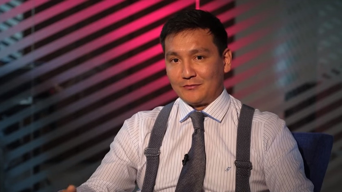 скриншот с видео