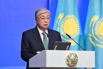 Фотография к новости: На первое место выйдут общенациональные, а не узкоклановые интересы - Президент