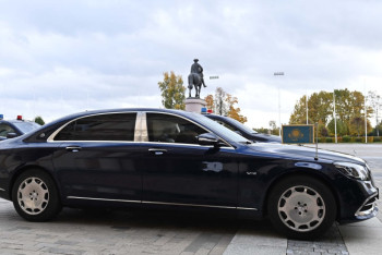 Фотография к новости: Токаев прибыл на неформальную встречу глав государств СНГ