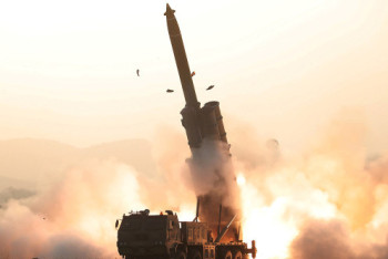 Северная Корея запустила неопознанную ракету в сторону Японского моря