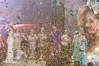 Фотография к новости: Алматинки боролись за право участвовать в конкурсе "Миссис Земной Шар"