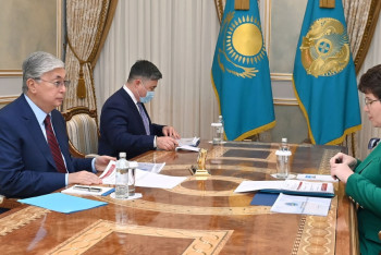 Фотография к новости: Об оценке проекта республиканского бюджета на 2023-2025 годы доложили Токаеву