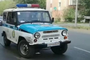 Фотография к новости: Патрульная машина ехала на вызов и попала в ДТП в Актау