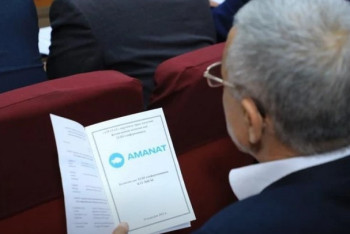 Фотография к новости: Чтобы сохранить целостность государства, у руля должны стоять дипломаты - депутат