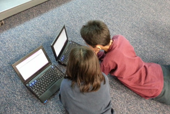 Фотография к новости: На одной волне: казахстанские педагоги учатся вести уроки в TikTok