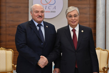 Фотография к новости: Токаев встретился с Лукашенко в Астане