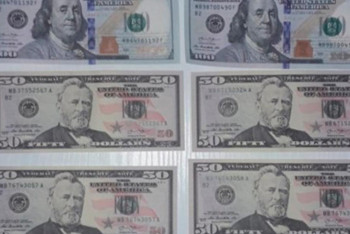 Фотография к новости: Продавцов фальшивых долларов задержали в Рудном