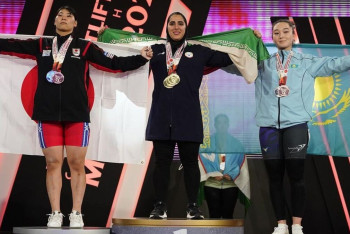 Фотография к новости: Тяжелоатлетка Айша Омарова взяла бронзу на чемпионате Азии в Бахрейне