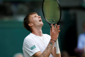 Бублик не смог прорваться в полуфинал турнира серии ATP в Италии