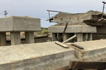 Фотография к новости: Бетонная опора придавила рабочего в Мангистау