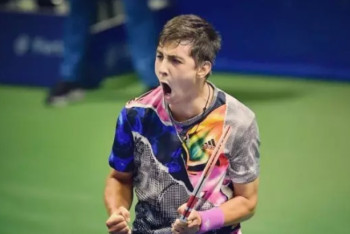 Фотография к новости: Шестая ракетка России объявил о выступлении за Казахстан