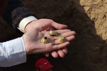 Фотография к новости: В Алматы вскрыли древний сакский курган с золотыми артефактами