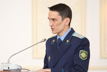 Сотрудник правоохранительных органов подпадает под амнистию для участников январских событий