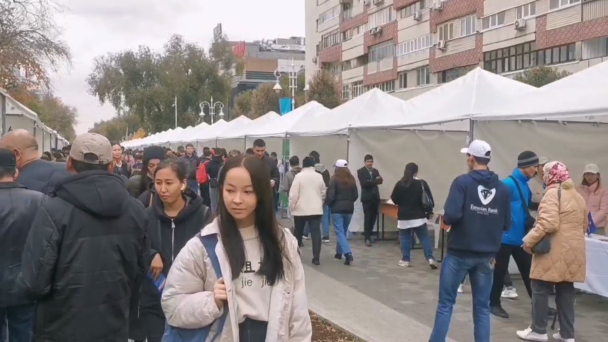 Кадр из видео