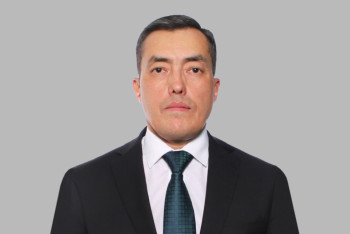 Фотография к новости: Ержан Мурзабаев назначен вице-министром индустрии и инфраструктурного развития РК