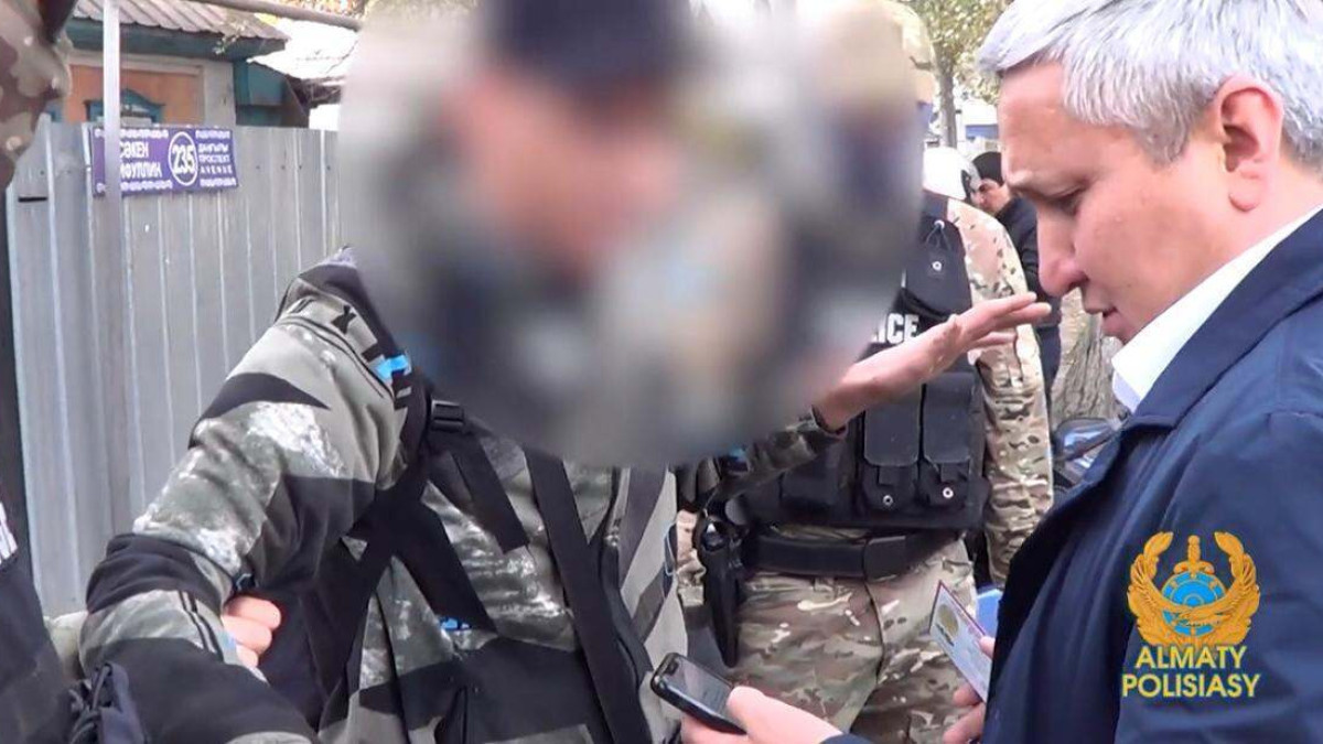 Похищенное во время январских событий боевое оружие изъяли в Алматы