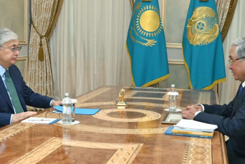 Фотография к новости: Президент принял Жабала Ергалиева