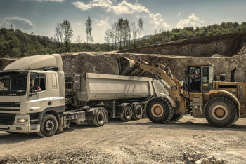 Фотография к новости: Дорогое дизтопливо: предприятия на востоке страны могут обанкротиться