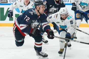 "Барыс" проиграл аутсайдеру после домашнего позора в КХЛ