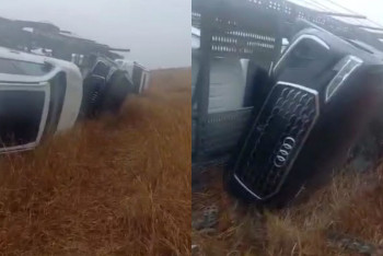 Фотография к новости: Автовоз с шестью новыми иномарками перевернулся в Акмолинской области