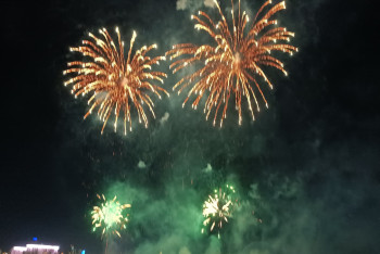 Фотография к новости: Праздничный салют прогремел  в столице в честь Дня Республики