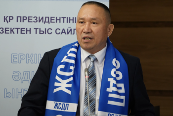 Оппозиционный кандидат Нурлан Ауесбаев раскритиковал Ертысбаева, Перуашева и Дайрабаева