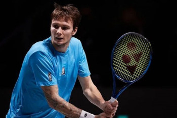 Бублик уступил в четвертьфинале турнира в Базеле