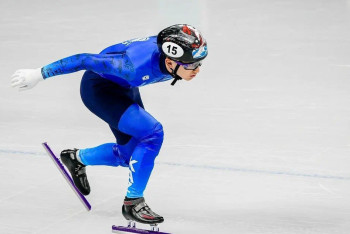 Казахстанцы вырвались в финал этапа Кубка мира по шорт-треку в Монреале