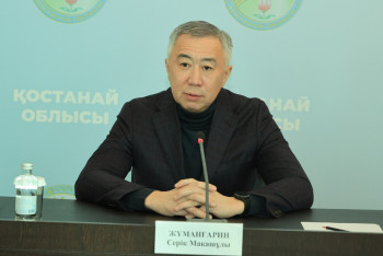 Фотография к новости: Мука, молоко и "Социальный кошелёк": о чём беседовал вице-премьер с костанайцами