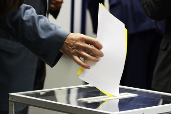 Фотография к новости: Встречи с сельчанами, шахтёрами и студентами: кандидаты продолжают агитацию в регионах