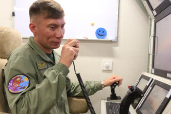 Фотография к новости: Как военных учили управлять БПЛА. История первопроходца, запустившего в небо беспилотник