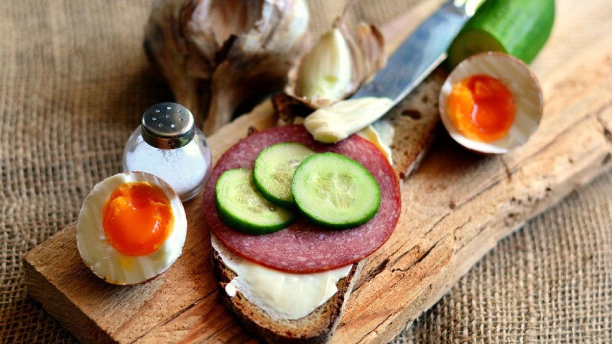 Помидоры, огурцы и яйца значительно подорожали в Казахстане