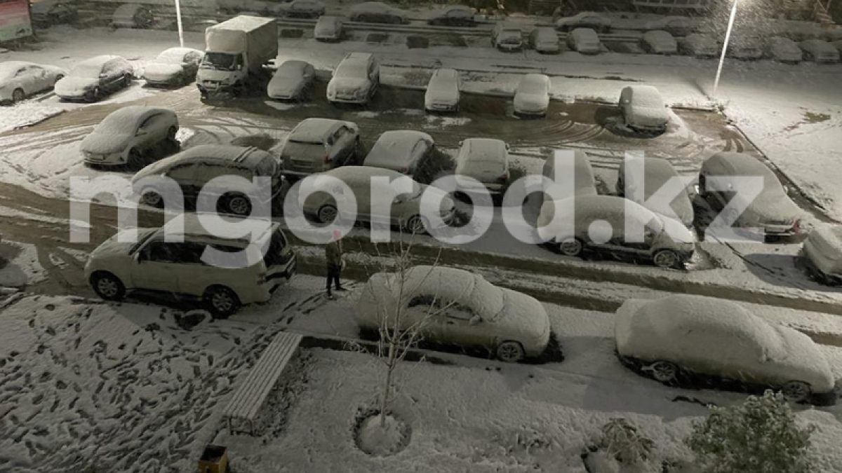 Снегопад в ЗКО оставил без электричества более семи тысяч абонентов